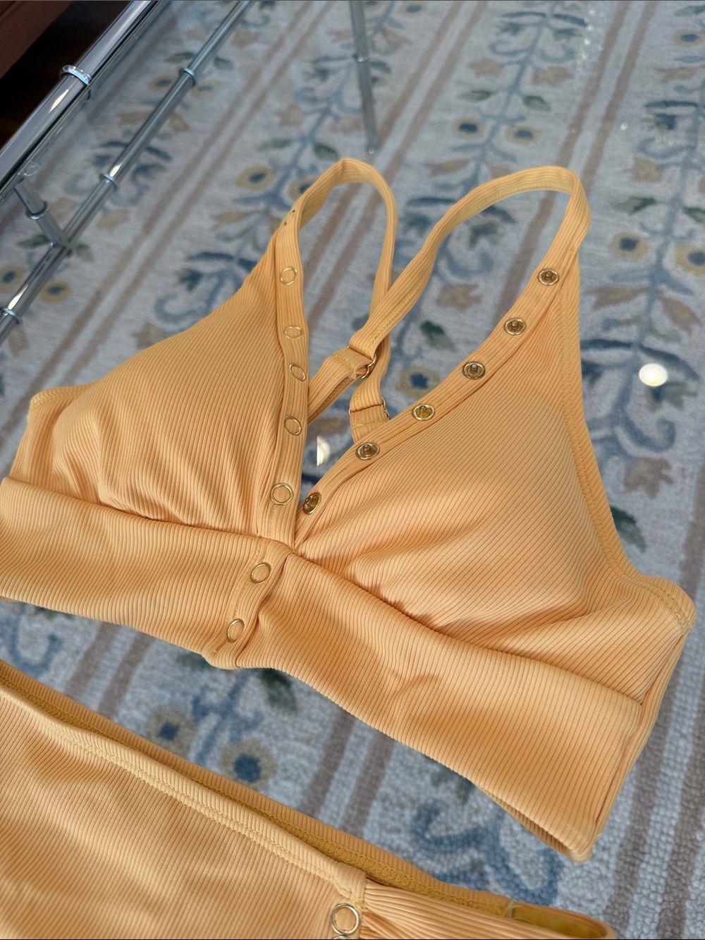 Robin Piccone Gold Ribbed Snap-Front Bikini Set 💛 - Picture 3 of 6
